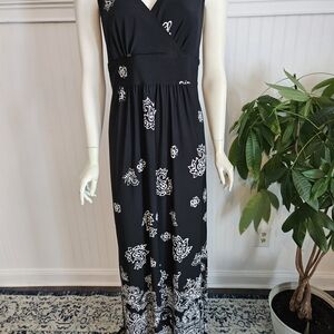 Chaps Black and White Paisley Maxi Dress